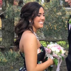 Meet your Posher, Neena